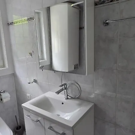 Lakeview Bodensee Apartment, Bregenz, Austria Tannenbach