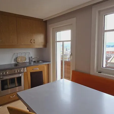 Lakeview Bodensee Apartment, Bregenz, Austria Tannenbach